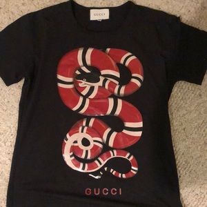 Gucci T shirt Large
